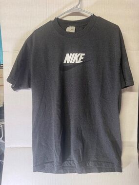 Nike Center Logo Graphic T-Shirt Dark Gray Heather Men's Large